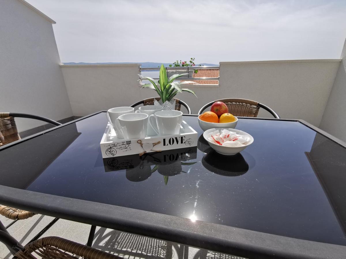 Apartments Rita Nemira Omis Exterior photo