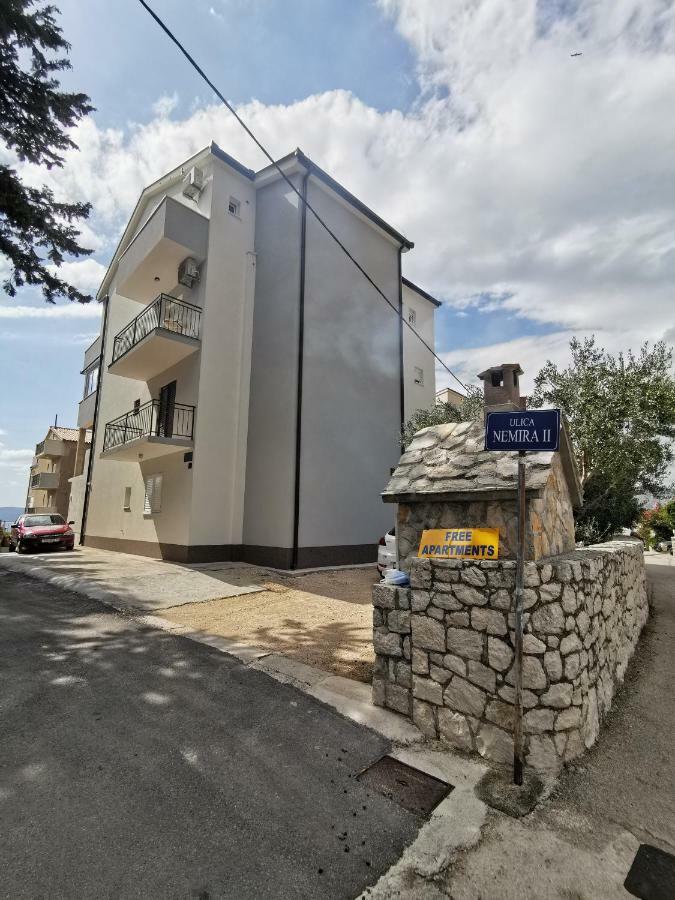 Apartments Rita Nemira Omis Exterior photo
